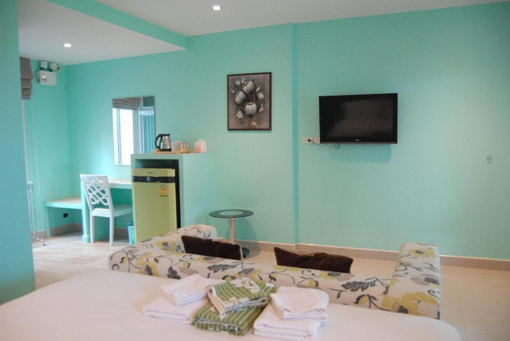 Pearl By The Sea Resort Prachuap Khiri Khan Esterno foto