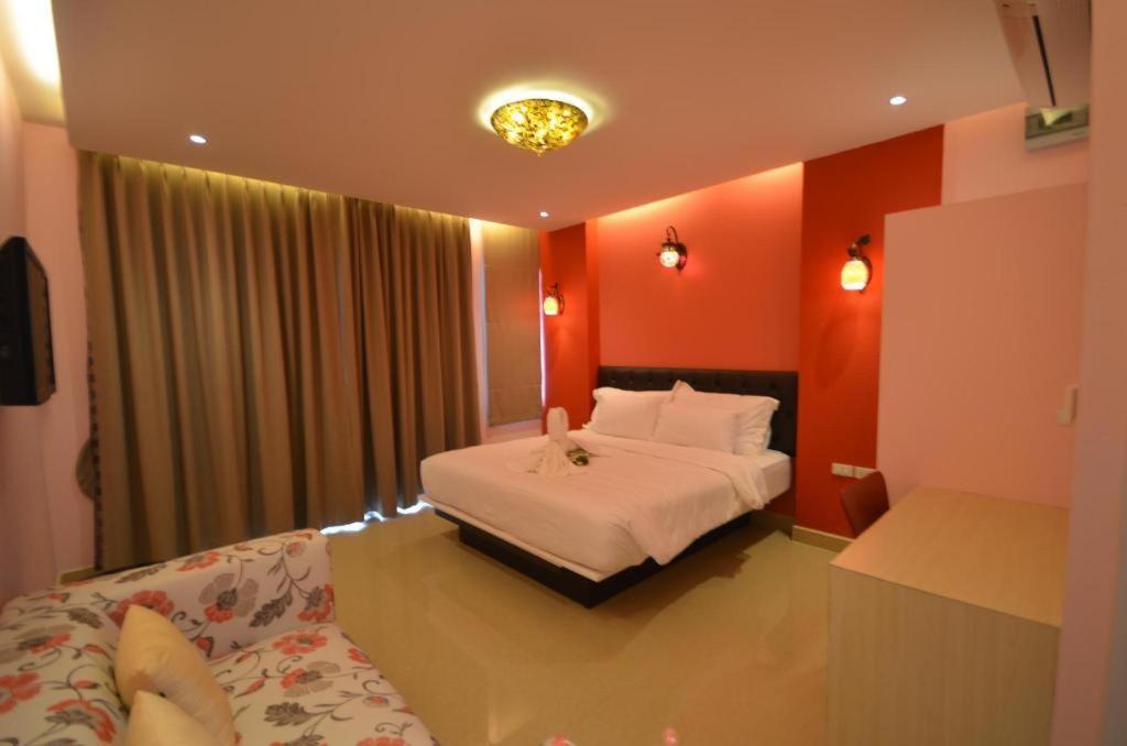 Pearl By The Sea Resort Prachuap Khiri Khan Esterno foto